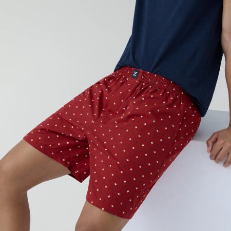Loose cotton boxer shorts for men with a relaxed fit